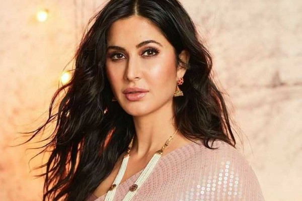 Katrina Kaif Dinyatakan Positif COVID-19, Simak 9 Kabar Terbarunya