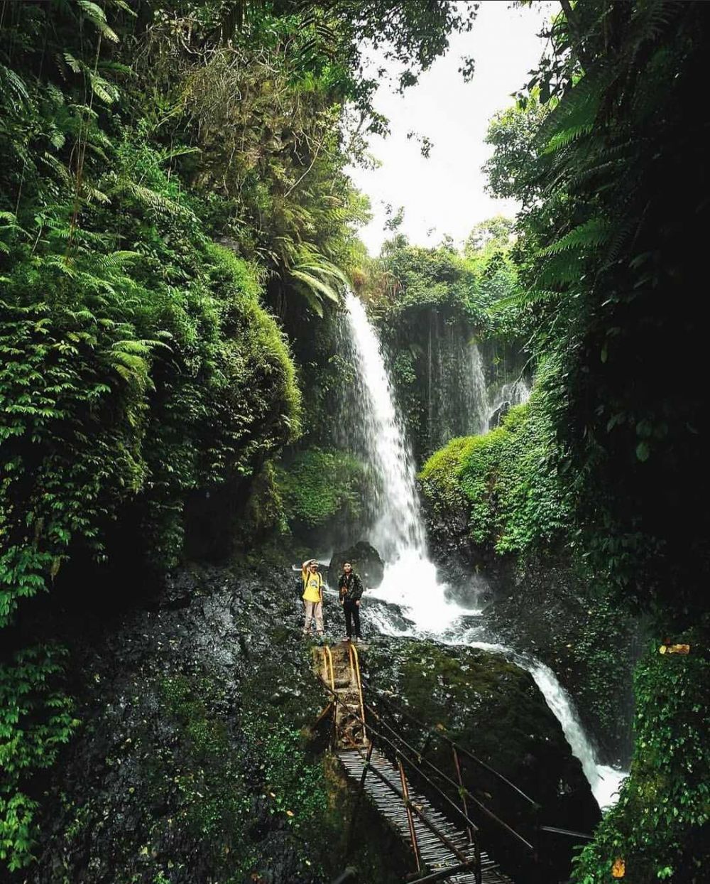 7 Tempat Wisata Curug yang Paling Eksotis di Bandung Raya, Memukau!