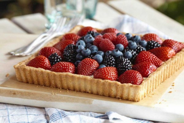 Resep Berry Tart, Menu Kue Manis Berbahan Buah Segar!