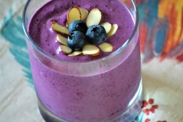 Resep Smoothie Beri Almond, Menu Sehat Untuk Buka Puasa!