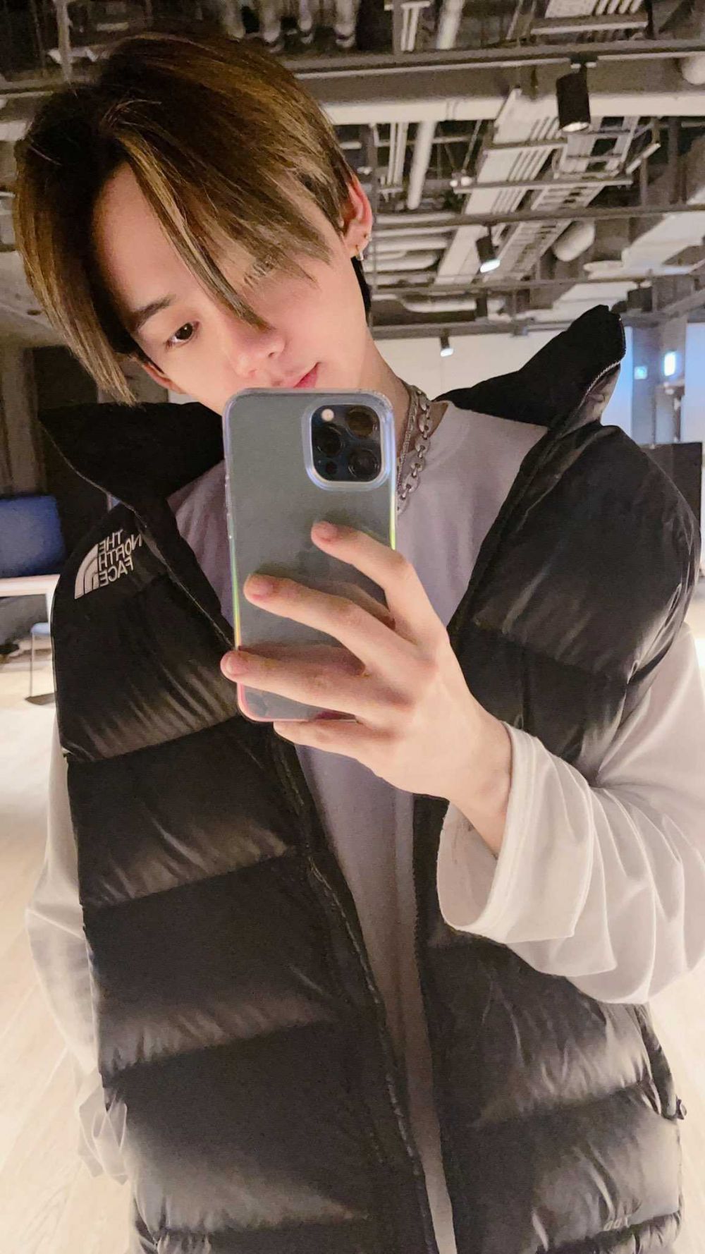 Potret Hyunsuk TREASURE yang Genap Berusia 22 Tahun