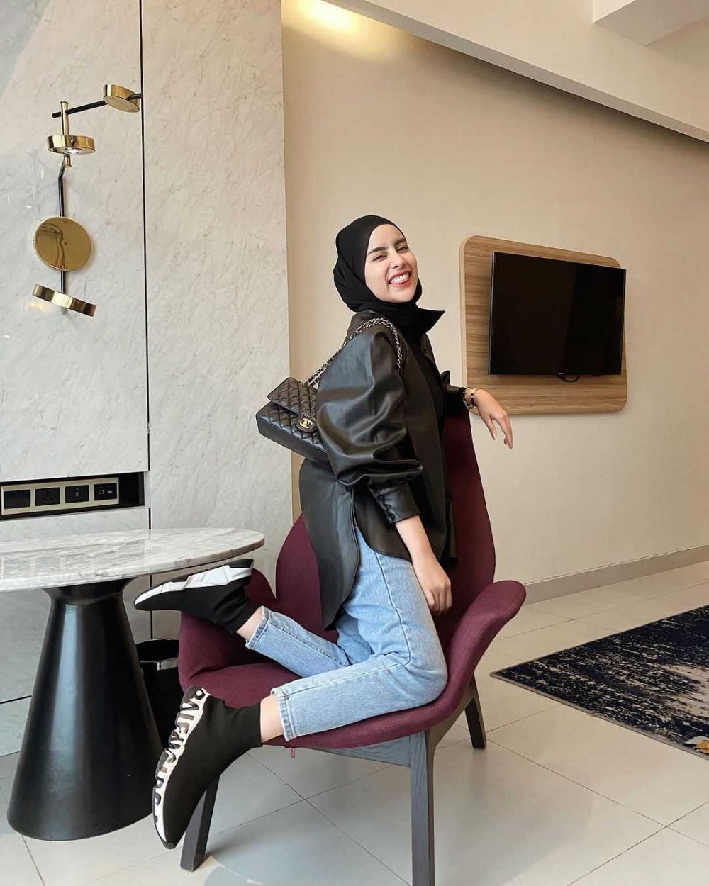 10 Ide Ootd Hijab Pakai Baju Oversized Ala Aghnia Punjabi 