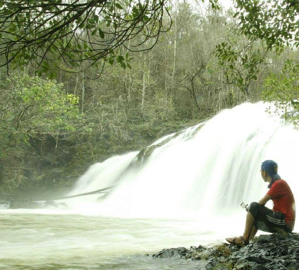 7 Air Terjun di Kalimantan Selatan yang Pamerkan Panorama bak Lukisan