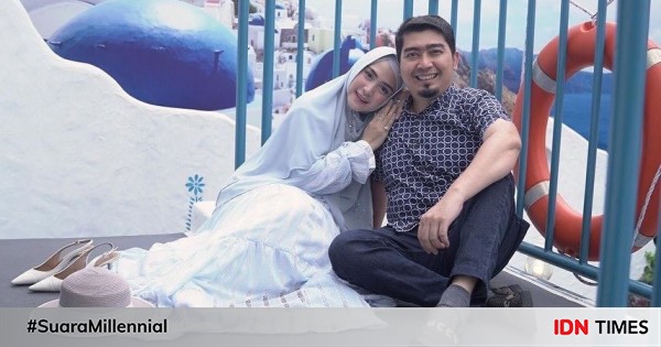 Potret April Jasmine Istri Ustaz Solmed Yang Sedang Viral