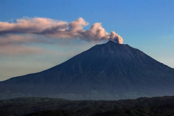 9 Fakta Gunung Kerinci Wajib Diketahui Sebelum Ke Sumatra