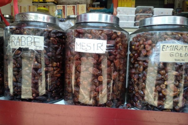 Permintaan Kurma di Malang Naik, Harga Malah Turun