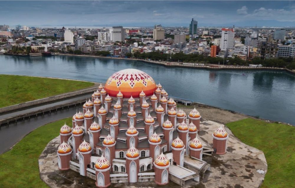 9 Fakta Menarik Masjid Kubah 99 di Makassar