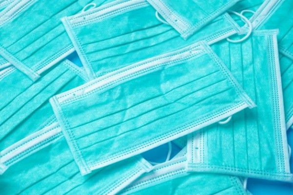 Pemda NTB Akan Izinkan Warga Gak Pakai Masker di Area Terbuka