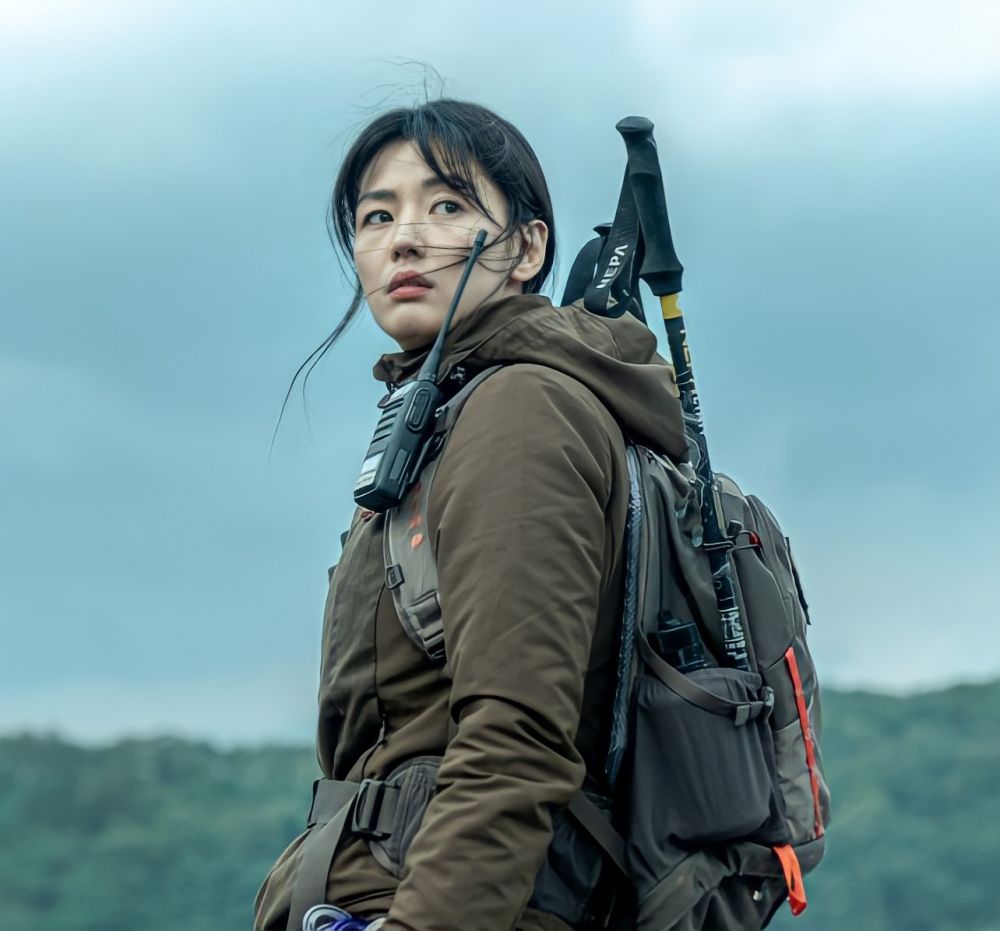 10 Potret Pemain Cliffhanger Kdrama Terbaru Jun Ji Hyun