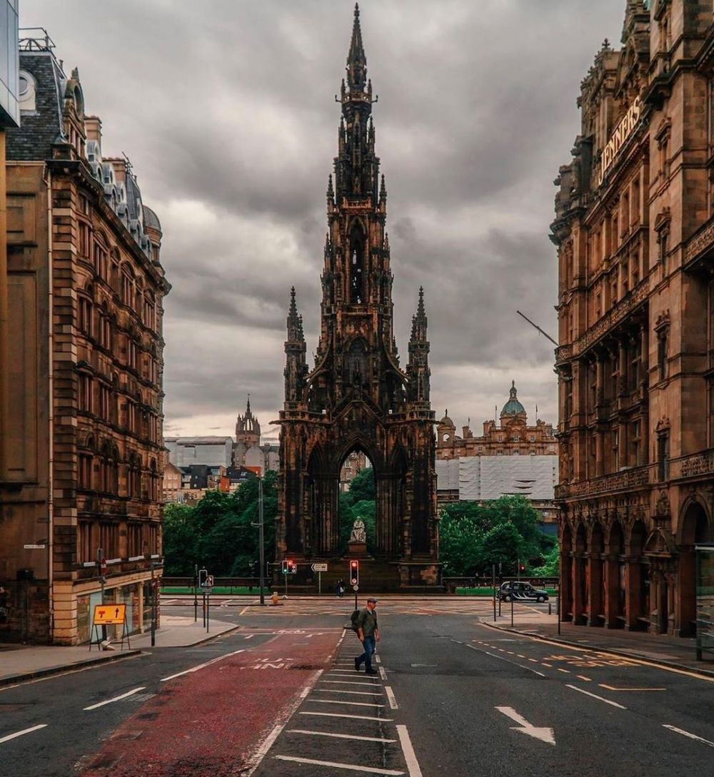 10 Tempat Edinburgh Ini Wajib Dikunjungi Saat ke Skotlandia  