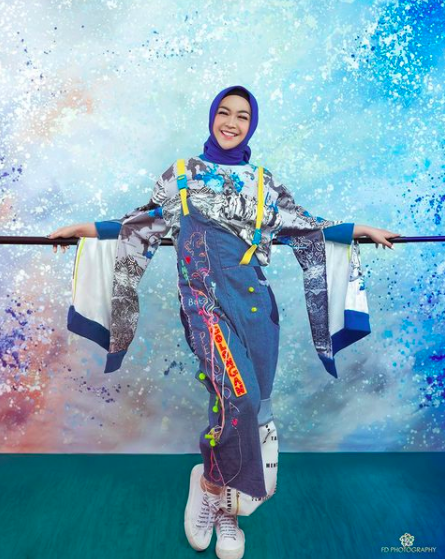 Bikin Pangling, 10 Pesona Ria Ricis Saat Pemotretan