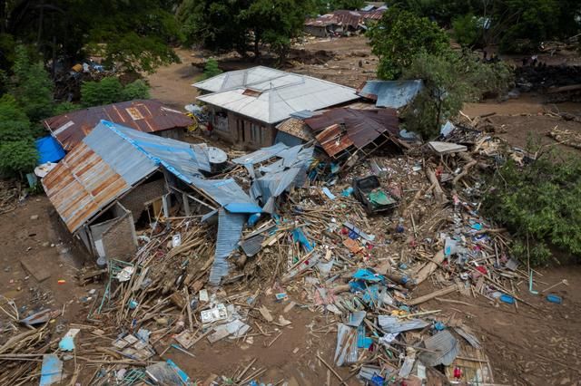 Komunitas Tionghoa Peduli Kirim Bantuan untuk Korban Bencana NTT 