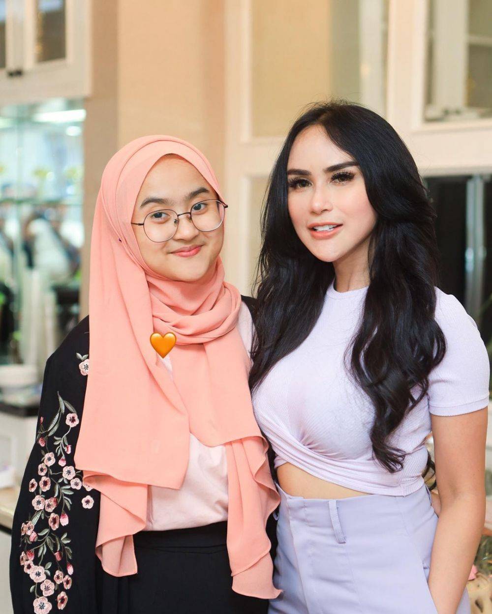 9 Potret Pedangdut Bebizie Dengan Sang Putri