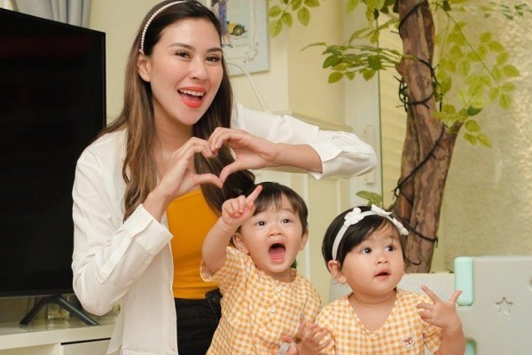 10 Potret Kamar Zayn dan Zunira, Anak Kembar Jeje-Syahnaz
