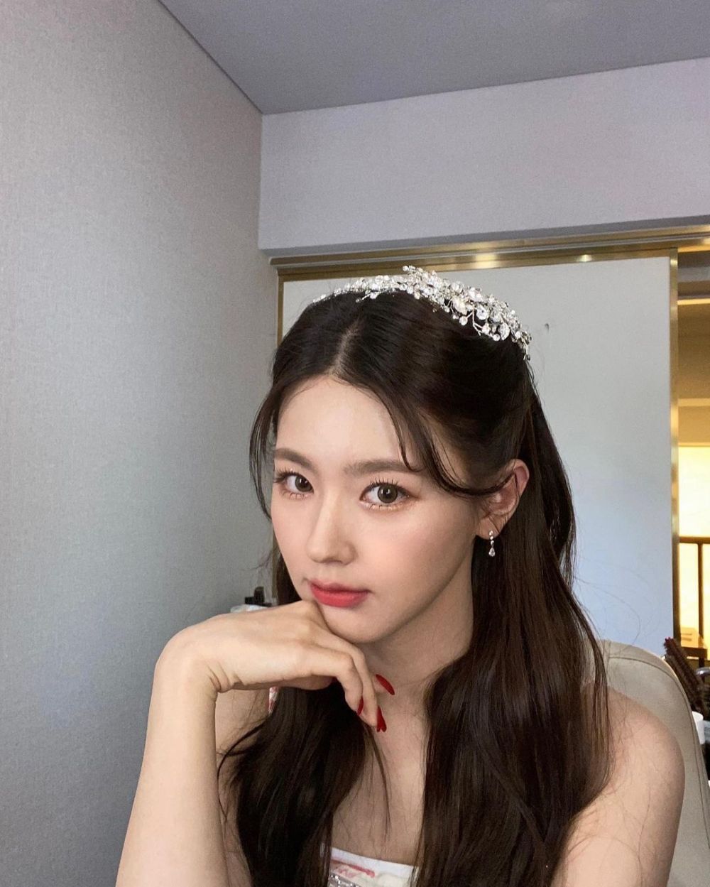 9 Unggahan Miyeon (G)I-DLE yang Buka Instagram Pribadi