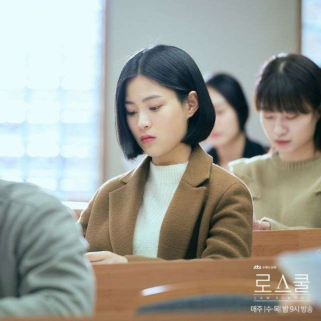 10 Adu Gaya Kang Sol A - Kang Sol B Dari Drama Law School