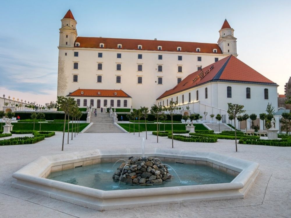 Kastil Megah nan Cantik Slovakia 
