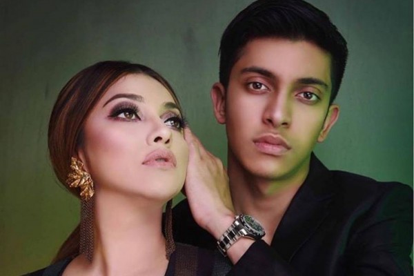 10 Potret Sarah Azhari Bersama Putra Sulung, Sering Dikira Pacaran!