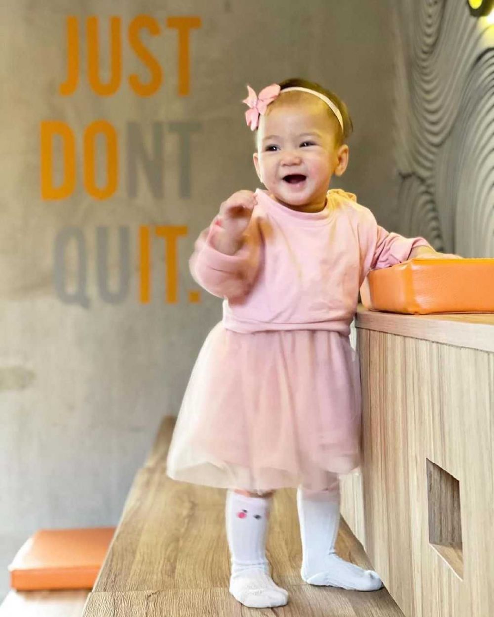 Baby Bule Kesayangan Netizen, 9 Anak Balita Artis Memesona Sejak Dini
