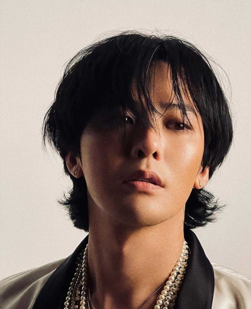 9 Idol KPop Pria Ini Berperan sebagai Leader dan Main Rapper