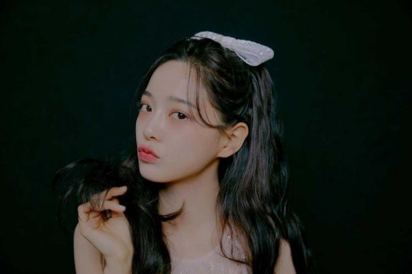 Karier Naik Daun, 10 Potret Kim Sejeong yang Comeback Drama Baru
