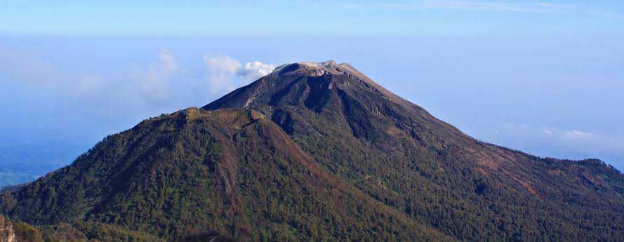 Cuaca Jadi Kendala Pencarian Korban Hilang di Gunung Arjuno