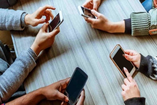 Rekomendasi 7 HP Murah Rp2 Jutaan, Spek Gak Kaleng-kaleng!