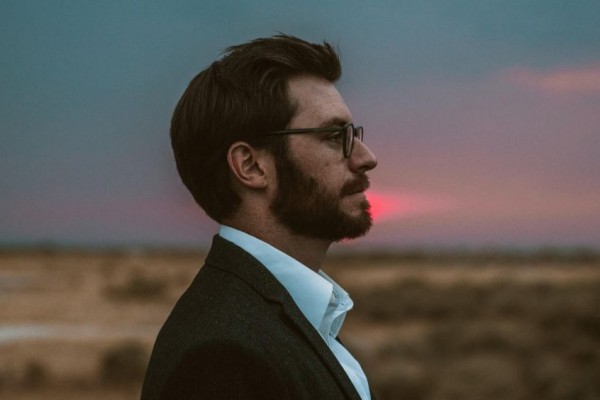 5 Cara Membebaskan Diri dari Inferiority Complex, Hilangkan Insecure!