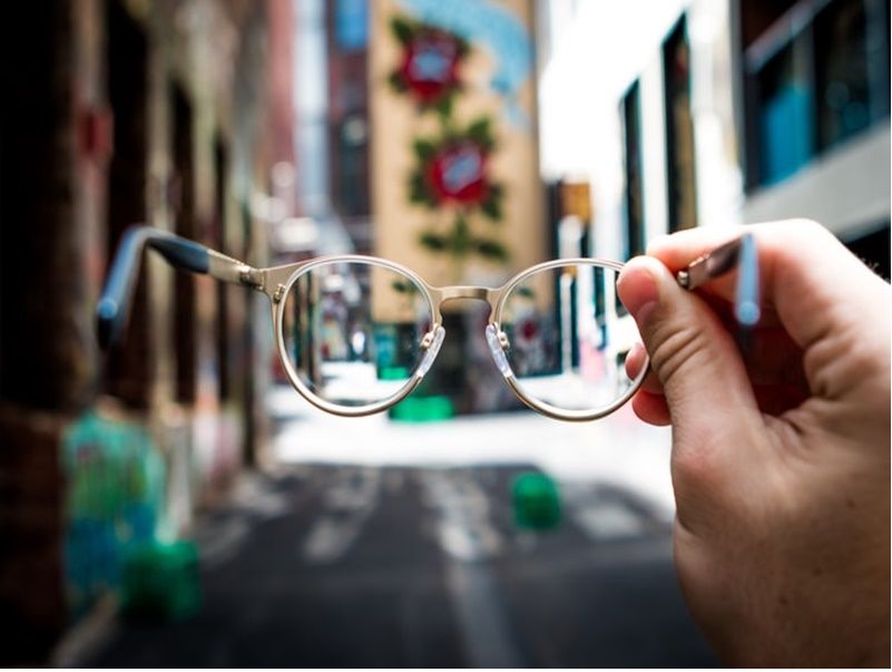 Lewati Uji Klinis Panjang, HOYA Kenalkan Lensa Mata Terapi Myopia