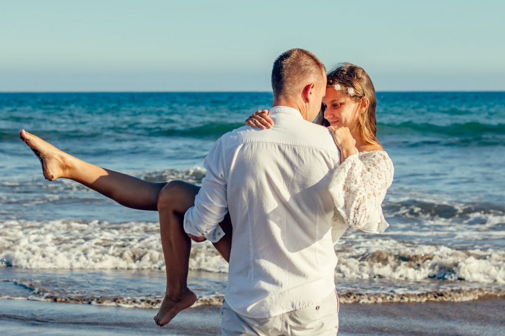 5 Cara agar Pasanganmu Mau Berkomitmen Tanpa Dipaksa, Gak Perlu Galau