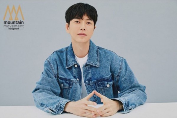 9 Potret Park Hae Jin, Siap Membintangi KDrama 'Showtime, From Now'
