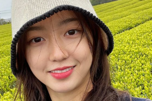 Comeback di Film, 9 Potret Terbaru Kim Hyun Soo yang Kian Menawan