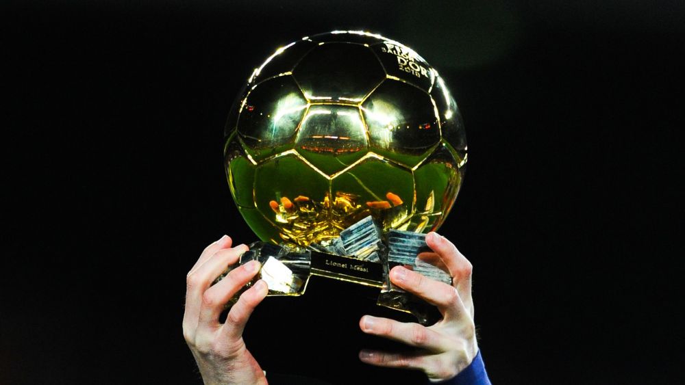 Jadi Trofi Individu Pemain Bola, Segini Harga Piala Ballon d'Or 