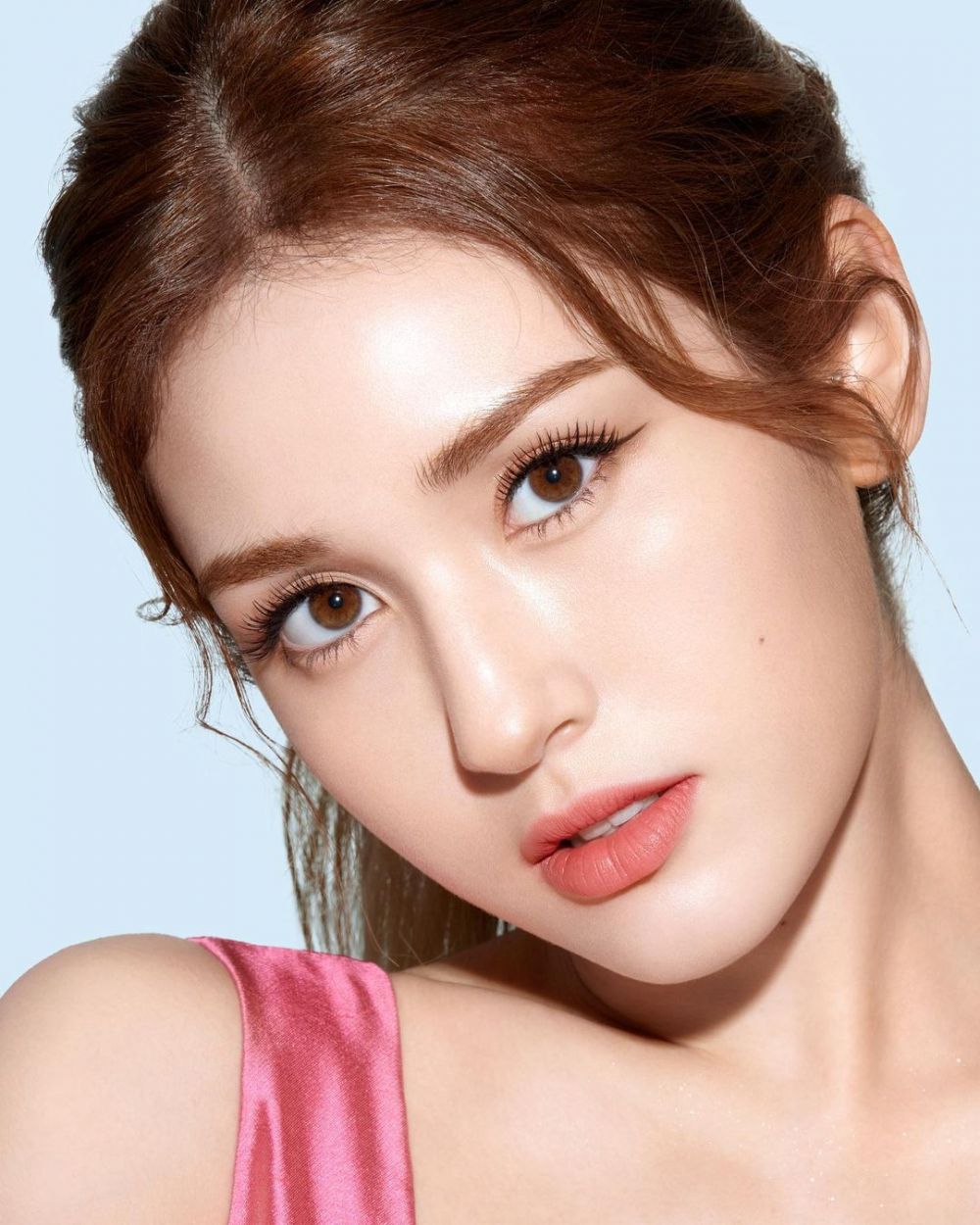 Jeon Somi has been selected as global ambassador for Louis Vuitton eyewear!  — UnitedKpop