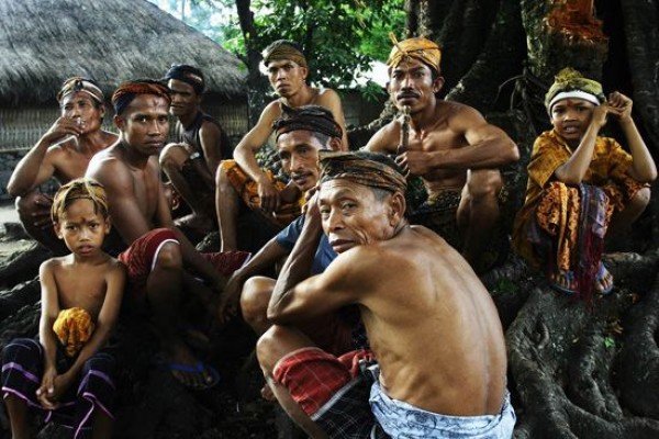 Alat Musik Tradisional Gong Tawaq Tawaq Suku Sasak Lombok