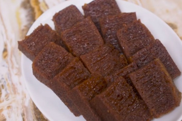 Ini 5 Tips Sukses Bikin Kue Sarang Semut, Dijamin Berhasil!