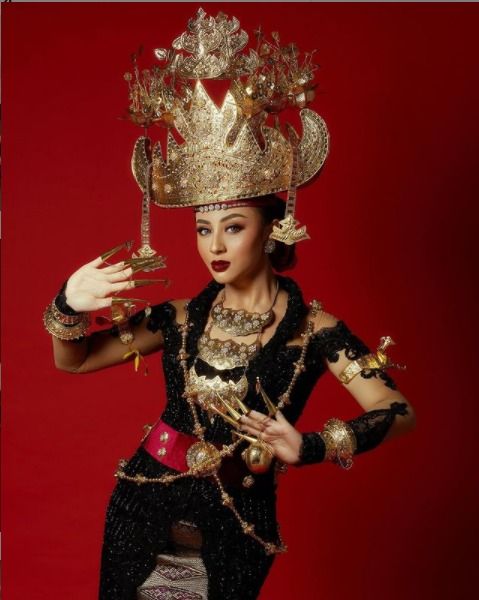 Perbedaan Makna 2 Siger Lampung Sebagai Mahkota Perempuan  