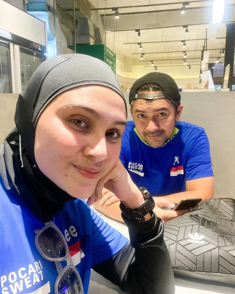 Sehat Bareng, 10 Momen Zee Zee Shahab dan Prabu Revolusi Berolahraga