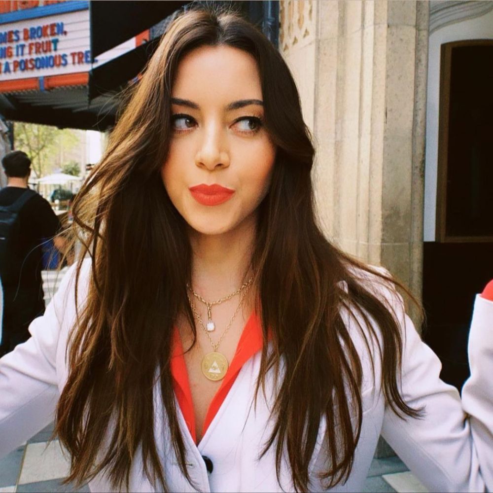 10 Fakta Aubrey Plaza, Lucy Stanbridge di Film Best Sellers