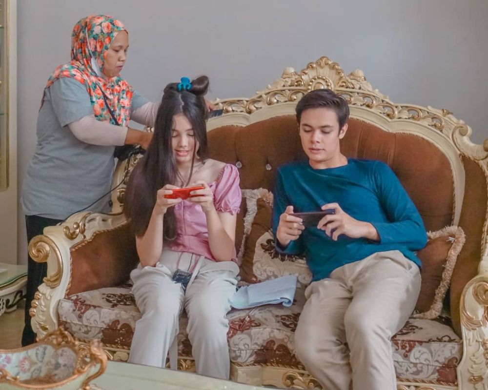 10 Potret Kompak Lea Ciarachel dan Pemain Suara Hati Istri: Zahra