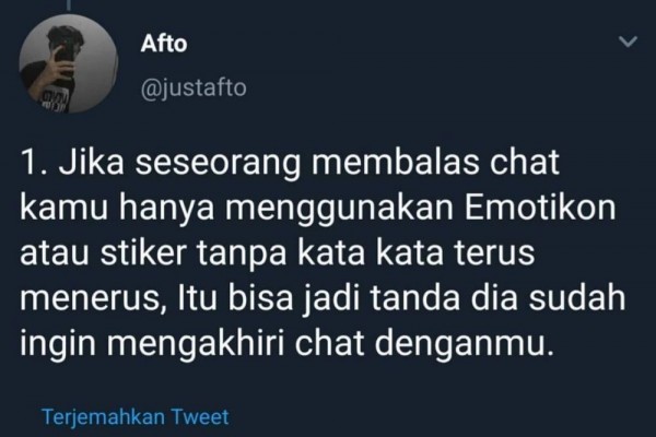 Penasaran Sama Chat si Doi? Yuk Ketahui 9 Trik Psikologis Chatting Ini