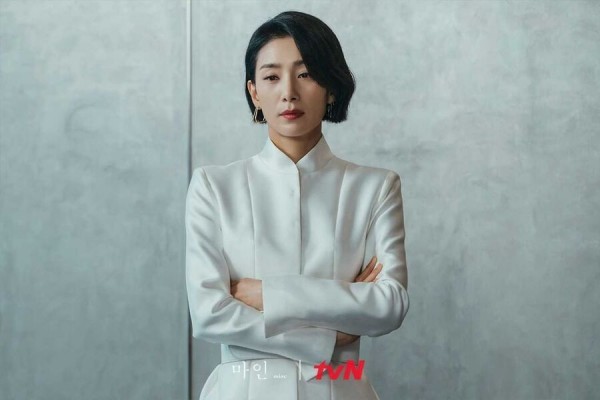 Tajir Melintir, 10 Harga Koleksi Tas Kim Seo Hyung di KDrama Mine