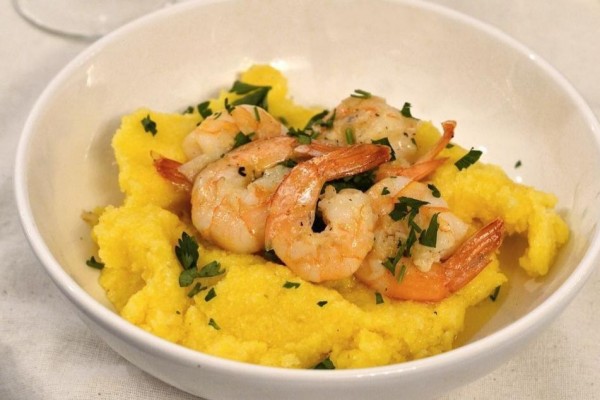 5 Jenis Bubur Paling Terkenal di Rumania, Mau Coba?
