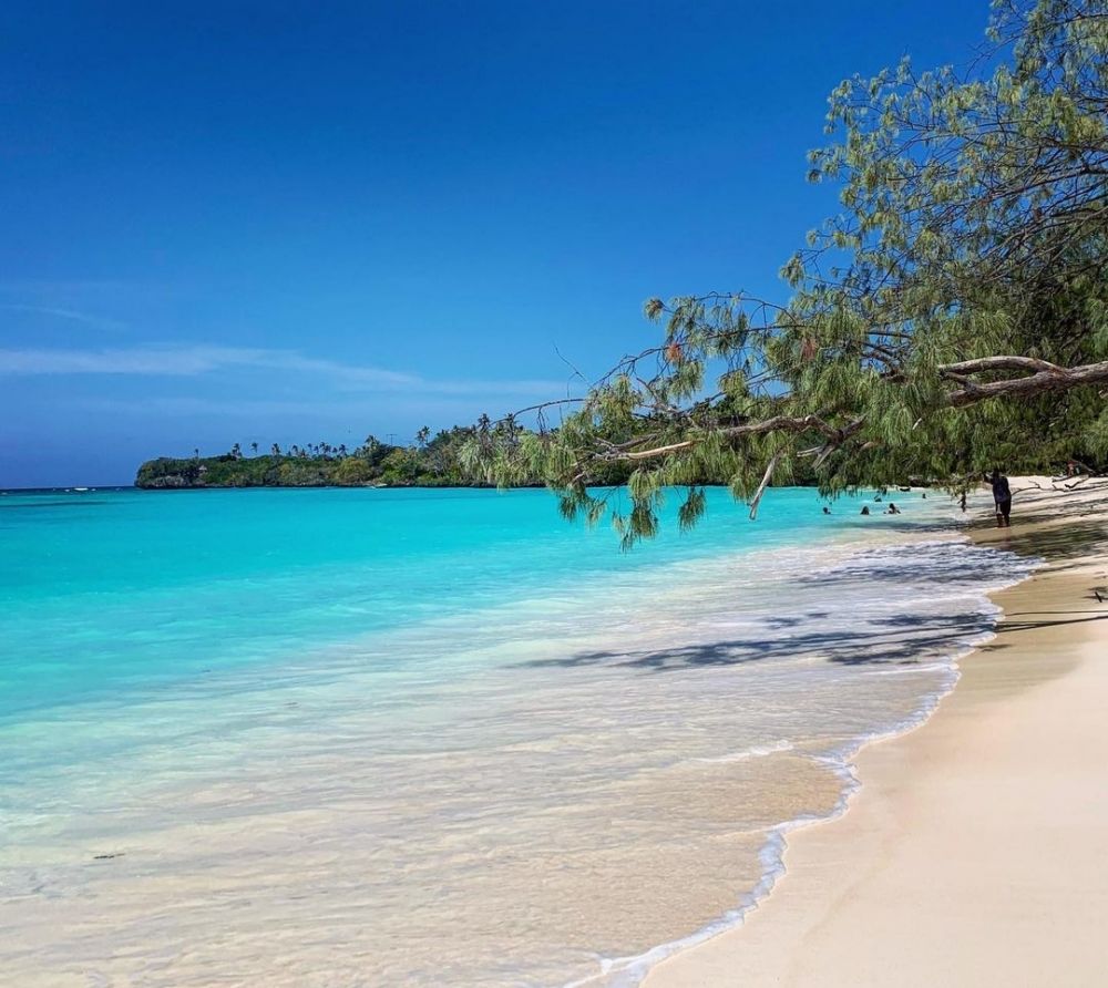5 Pantai Terindah di Kaledonia Baru yang Pesonanya Menawan Abis!