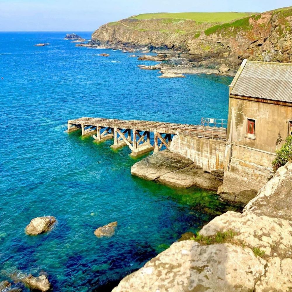 7 Tempat Wisata yang Terpopuler di Cornwall-Inggris, Destinasi Seru!