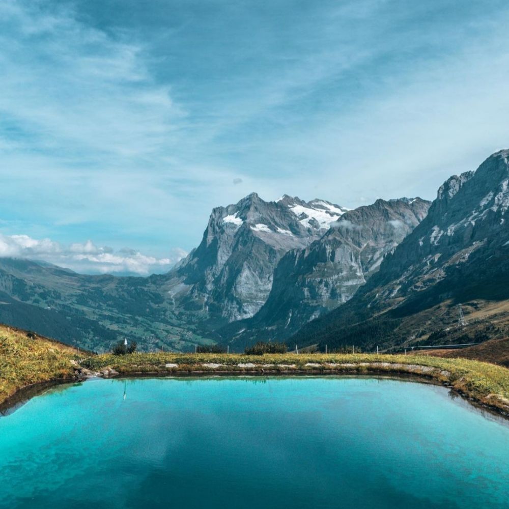 7 Wisata Alam dengan Pemandangan Paling Menakjubkan di Swiss