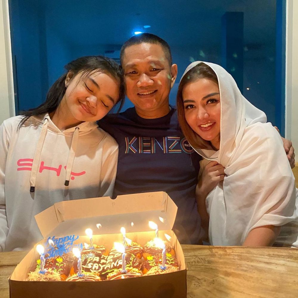 9 Potret Kompak Bella Shofie dan Putri Sambung, Bak Kakak Adik