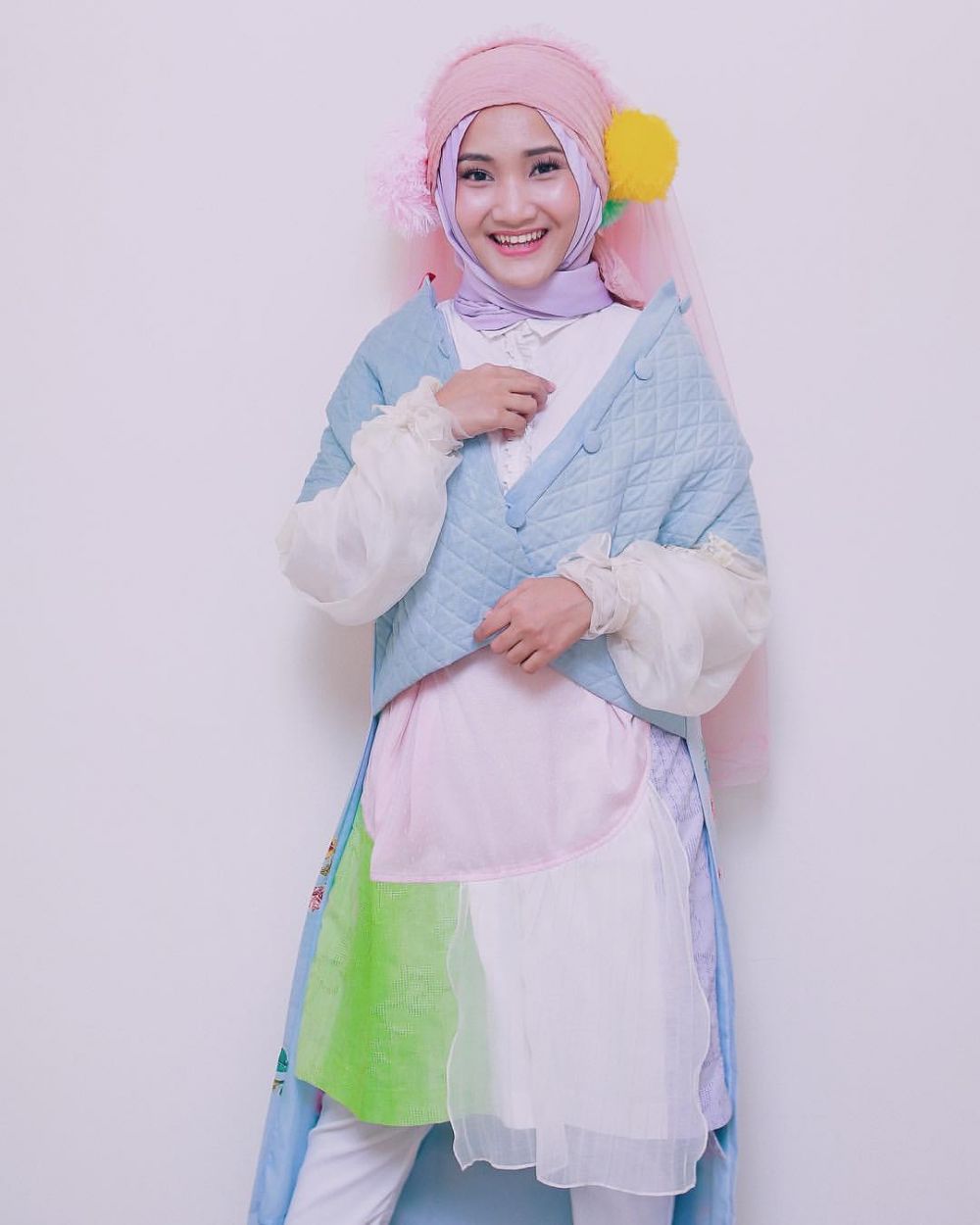 10 Model Hijab ala Fatin Shidqia, Hits Abis dan Bikin Pangling!
