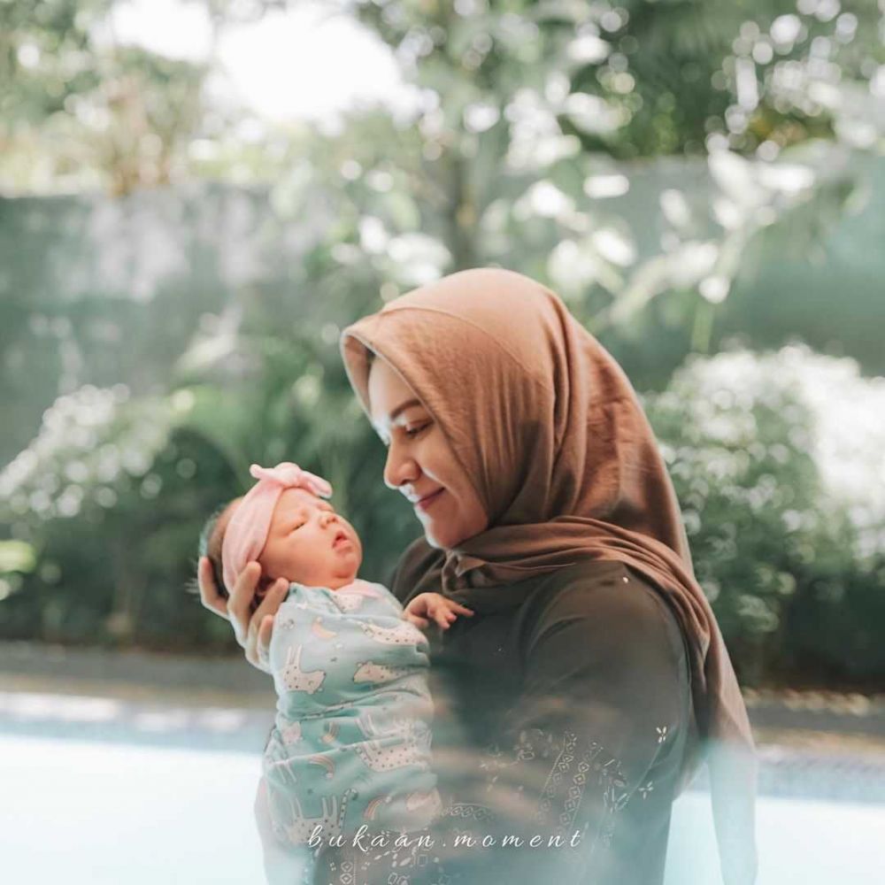 Rumah Semakin Ramai! 9 Artis Dikaruniai Anak Kedua Tahun 2021