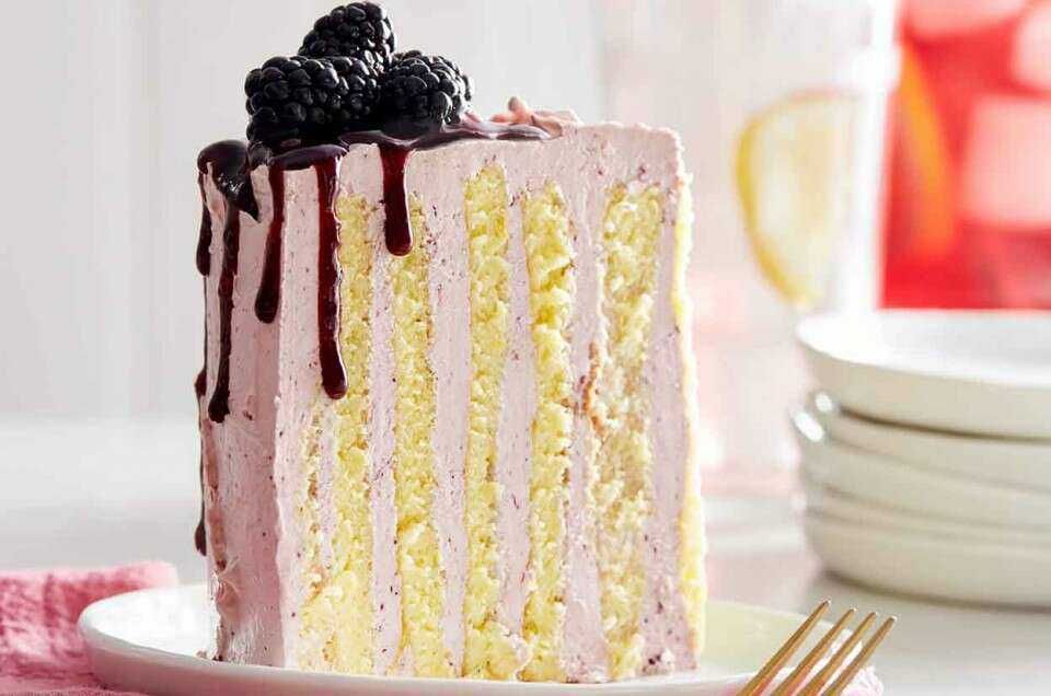 5 Menu Kue Berbahan Blackcurrant yang Manis dan Segar, Yuk Coba!